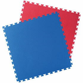 Kwon Clubline Steckmatte Reversible WT,<br>Maße: 1m x 1m x 2,4 cm, rot/blau<br>Angebotspreis: 27,50 €  (regulär: 30,90 €)