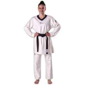 Kwon TKD Anzug Kyorugi WT anerkannt, Gr.: 140 – 210 cm, <br>Angebot-Preis: 146,- €  (regulär: 208,90 €)